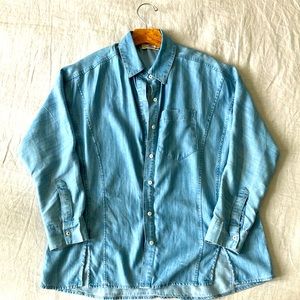 Women’s Vineyard Vines Denim Button Down Long Sleeve Shirt
